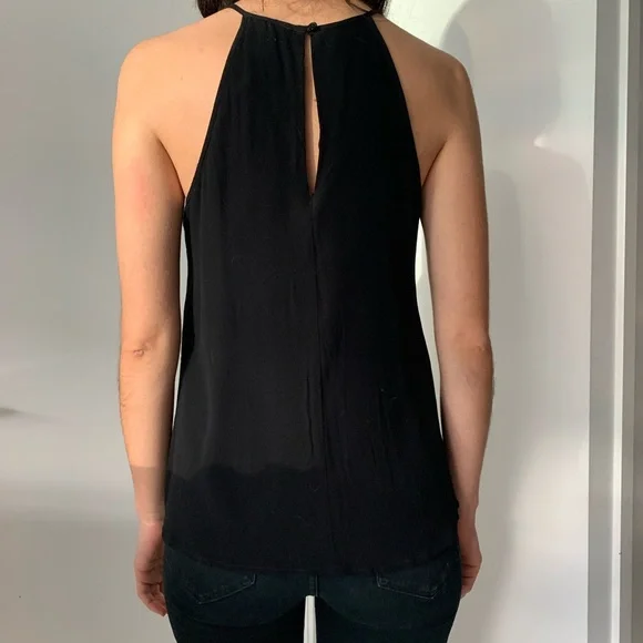 Aritzia - Talula Double Layered Tank Top in Black - Picture 2 of 5